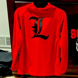 University of Louisville fan wanting to share the love hoodie, long shirt unisex